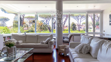 Villa in vendita a Casal Palocco Via Melanippide