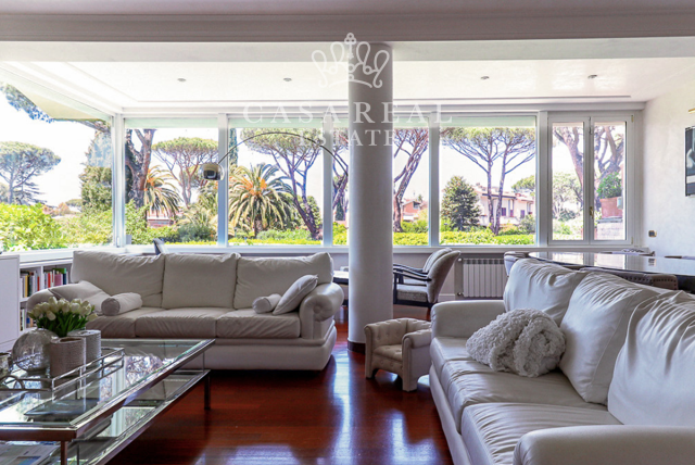 Villa in vendita a Casal Palocco Via Melanippide