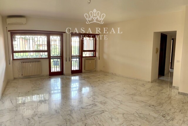 APPARTAMENTO TRILOCALE NUOVO SALARIO ROMA