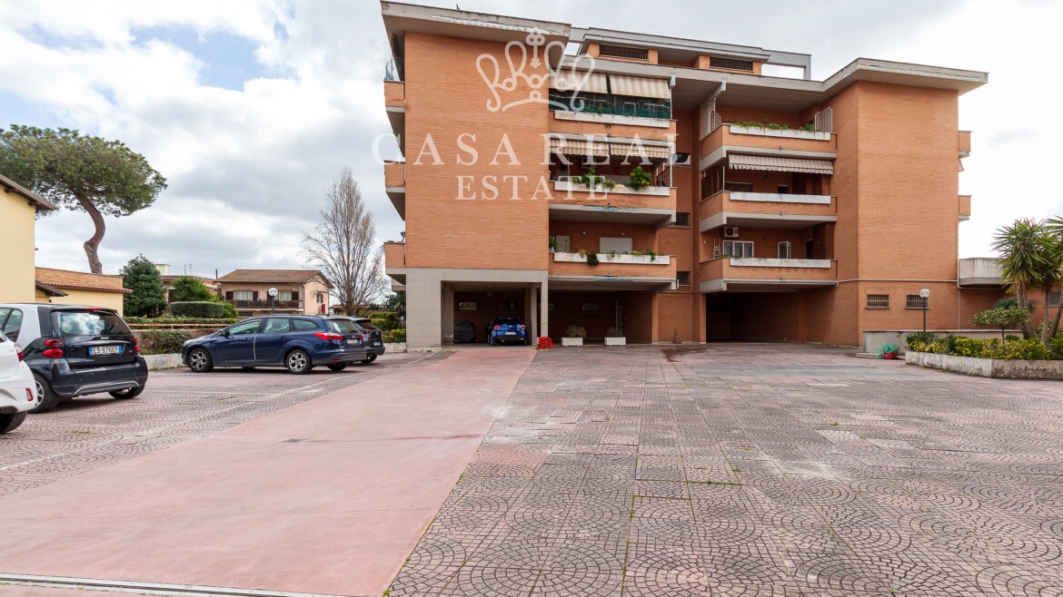 TRILOCALE ACILIA MONTI SAN PAOLO